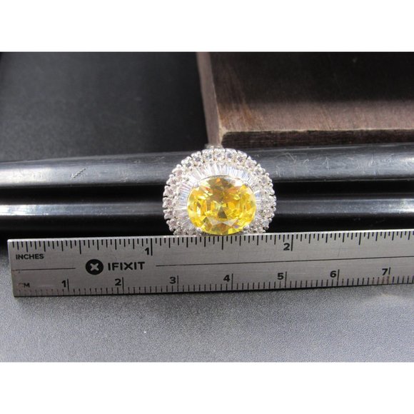 Size 6 Sterling Silver Brilliant Yellow Cubic Zirconia With Accents Band Ring - Picture 8 of 9